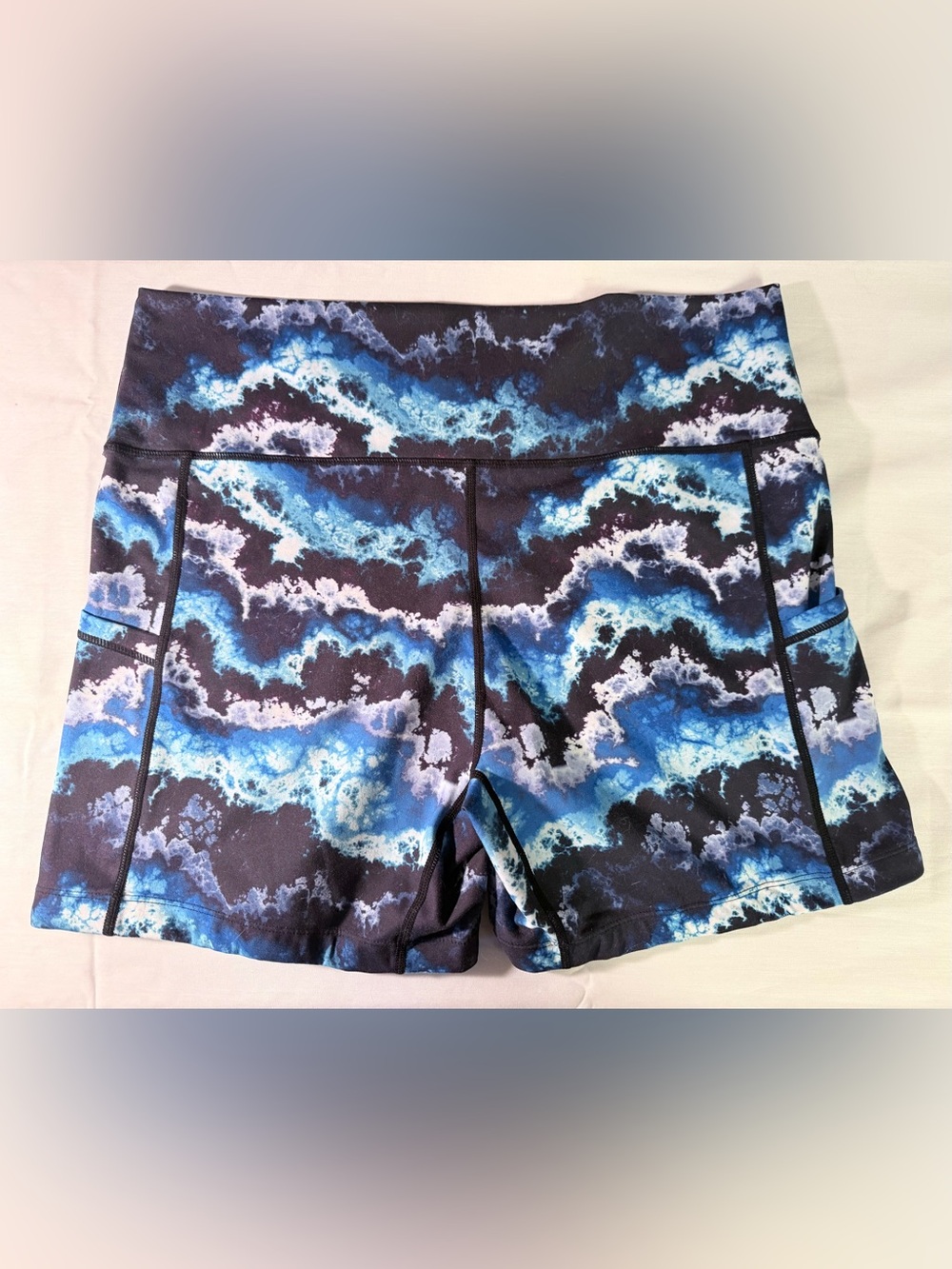 Constantly Varied Gear Blue Wave-Print 5” Shorts